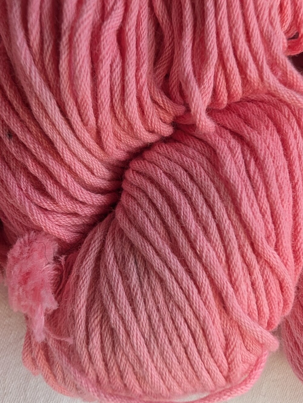 Araucania Ulmo Solid Pink Hand-dyed Cotton Yarn - 3 Skeins + 1 Skein Damaged - Picture 12 of 12